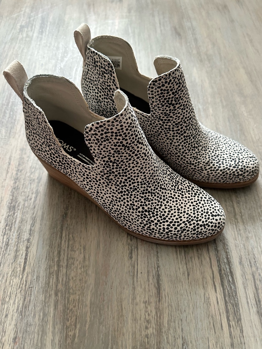 TOMS Kallie Wedge Booties Cheetah Print Suede